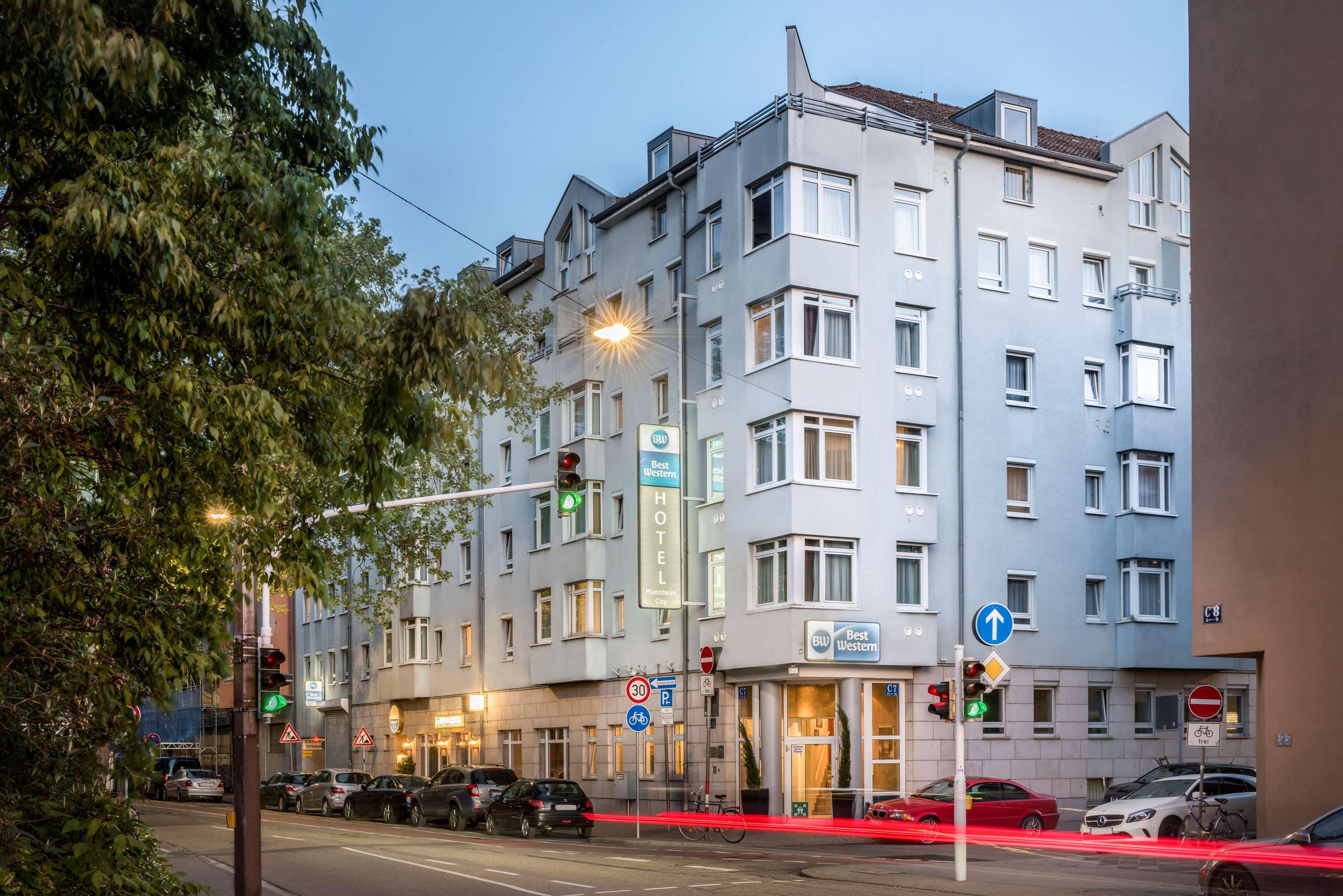 Sure Hotel By Best Western Mannheim City Exterior photo